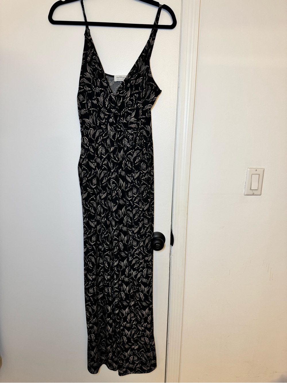 Kaileigh Black Leaf-Print Spaghetti-Strap Jumpsuit